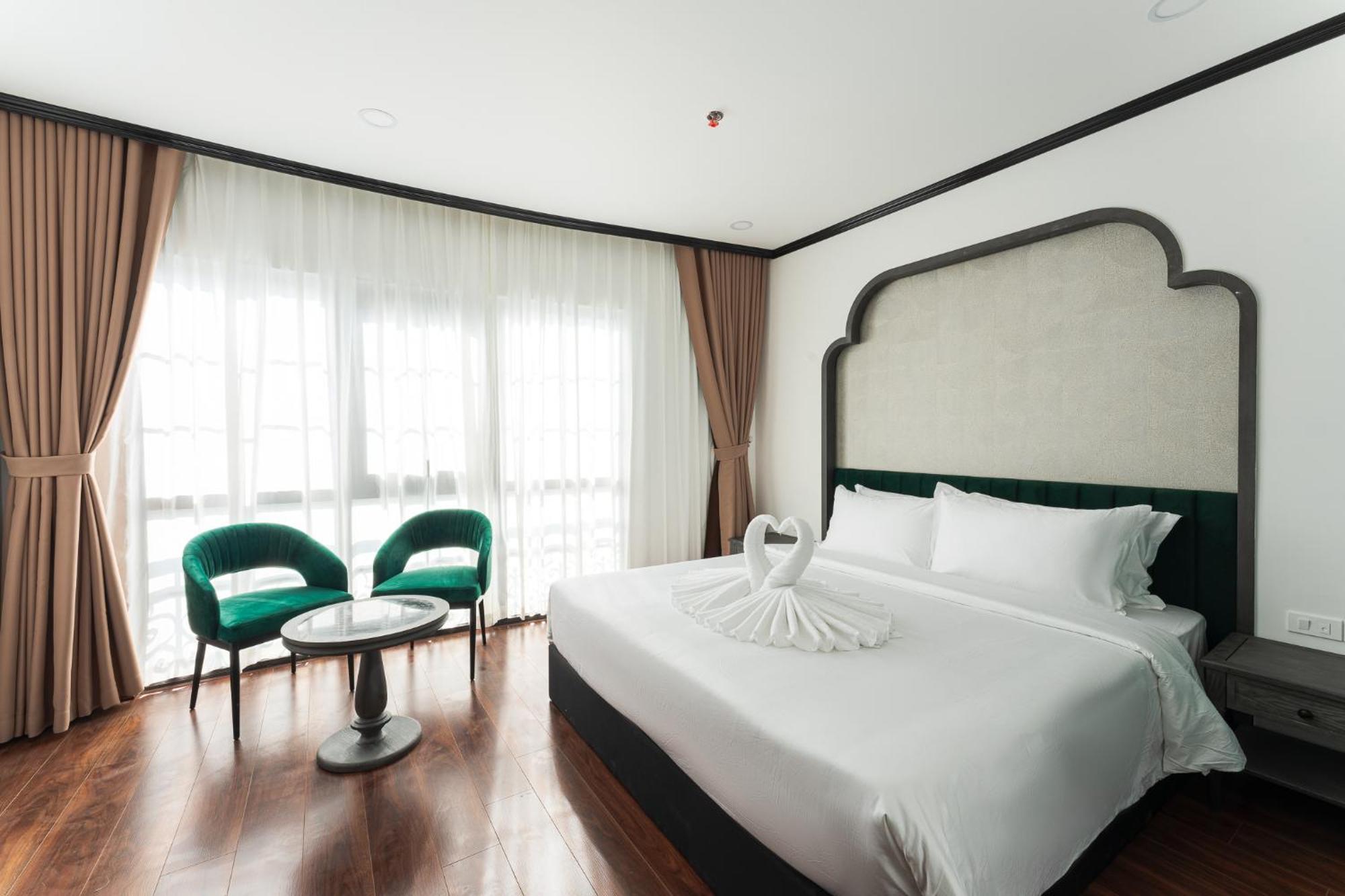 Hanoi Plaza Suite Hotel & Spa Exterior photo