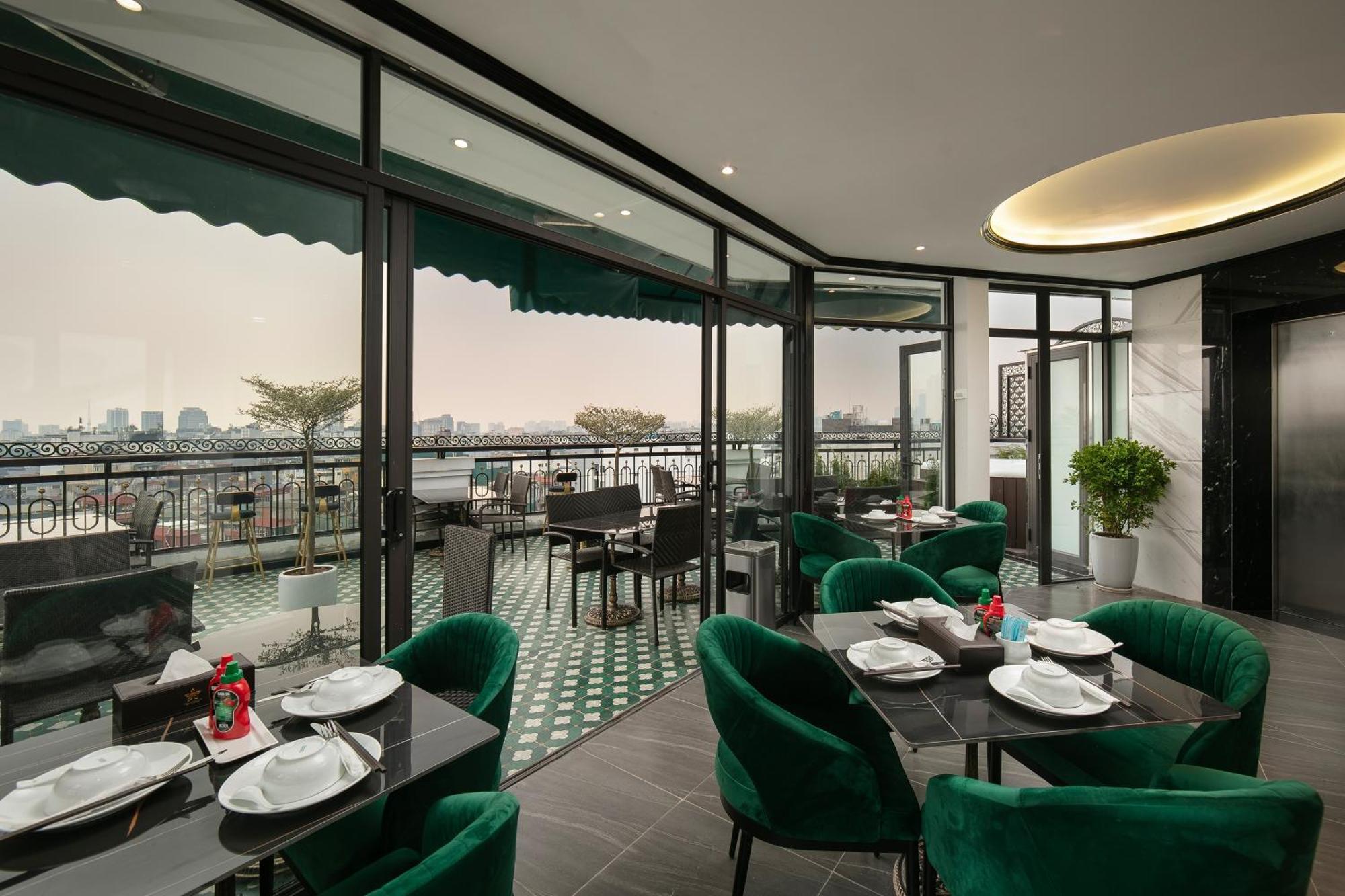 Hanoi Plaza Suite Hotel & Spa Exterior photo