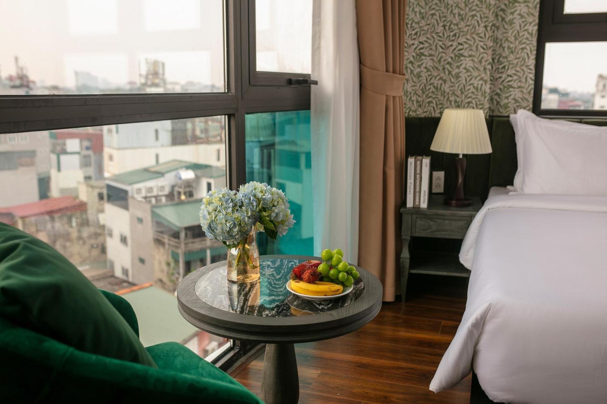 Hanoi Plaza Suite Hotel & Spa Exterior photo
